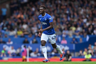 Everton 'dan Tim Iroegbunam Premier Lig maçı sırasında Everton, Brighton ve Hove Albion' a karşı Goodison Park, Liverpool, İngiltere, 17 Ağustos 2024