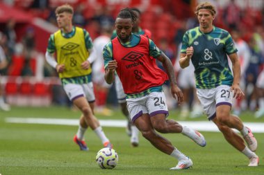 Bournemouth 'dan Antoine Semenyo Premier League maçı sırasında Nottingham Forest' a karşı Bournemouth City Ground, Nottingham, İngiltere 'de 17 Ağustos 2024' te oynanan ısınma maçında