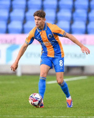 Shrewsbury Town 'dan Harrison Biggins, 20 Ağustos 2024' te Croud Meadow, Shrewsbury, İngiltere 'de oynanan Shrewsbury Town - Fulham U21 karşılaşmasında yarışacak.