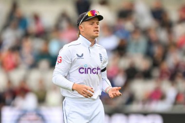 İngiltere Kralı Ollie Pope, 20 Ağustos 2024 'te Old Trafford, Manchester, İngiltere' de 1. Rothesay Rothesay Deneme Maçı 'nda İngiltere Erkekleri' ne karşı