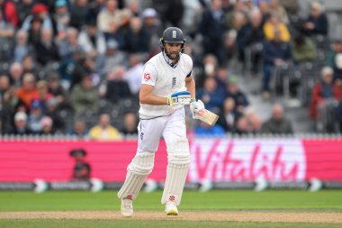 İngiltere 'den Chris Woakes, 22 Ağustos 2024' te Old Trafford, Manchester, Birleşik Krallık 'ta 1. Rothesay Test Maçı' na karşı İngiltere Erkekler - Sri Lanka 1.