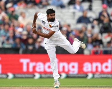 Sri Lanka 'dan Prabath Jayasuriya, 22 Ağustos 2024' te Old Trafford, Manchester, Birleşik Krallık 'ta İngiltere Erkekler - Sri Lanka 1. Rothesay Test Maçı 2.