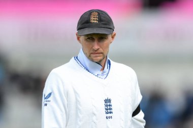 İngiltere 'den Joe Root, İngiltere' ye karşı Sri Lanka 1. Rothesay Deneme Maçı 3. Gün Old Trafford, Manchester, Birleşik Krallık, 23 Ağustos 2024