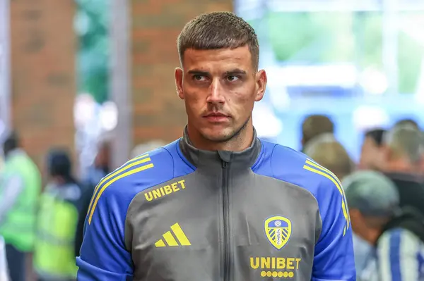 stock image Karl Darlow of Leeds United arrives during the Sky Bet Championship match Sheffield Wednesday vs Leeds United at Hillsborough, Sheffield, United Kingdom, 23rd August 2024