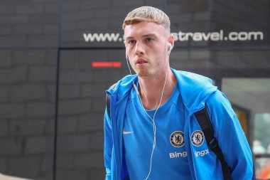 Chelsea 'den Cole Palmer, Wolverhampton Wanderers' ın Chelsea 'ye karşı oynadığı Premier League maçı sırasında 25 Ağustos 2024' te İngiltere 'nin Wolverhampton kentinde geldi.