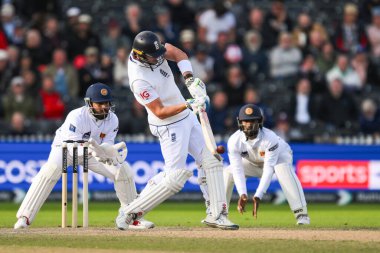 İngiltere 'den Jamie Smith 24 Ağustos 2024' te Old Trafford, Manchester 'da oynanan 1. Rothesay 1. Rothesay Test Maçı' nda 6 puan aldı.