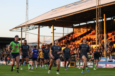 Warrington Wolves takımından Danny Walker, 23 Ağustos 2024 'te oynanan Betfred Süper Lig karşılaşması öncesi ısınma maçında Castleford Tigers, Warrington Wolves' a karşı The Mend-A-Hose Jungle, Castleford, İngiltere, 23 Ağustos 2024