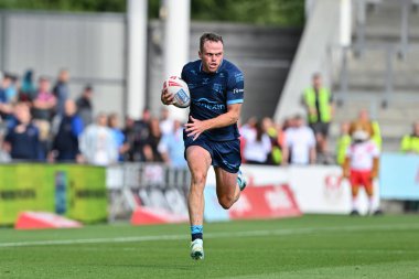 Hull KR 'dan Joe Burgess, 24 Ağustos 2024' te St Helens vs Hull KR 'a karşı oynanan Betfred Süper Lig karşılaşmasında öne geçti.