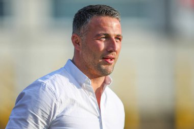Sam Burgess Warrington Wolves 'un baş antrenörü 23. Betfred Süper Lig karşılaşması Castleford Tigers vs Warrington Wolves' un 23 Ağustos 2024 'teki The Mend-A-Hose Jungle, Castleford, Birleşik Krallık maçından önce geldi.