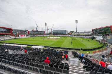 Old Trafford Kriket sahasının önü İngiltere Erkekler vs Sri Lanka 1. Rothesay Deneme Maçı 4. Gün Manchester, 24 Ağustos 2024