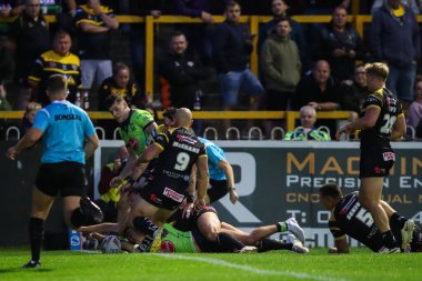 Warrington Wolves takımından Cai Taylor-Wray 23. Betfred Süper Lig karşılaşmasında skor 0-4 oldu. Castleford Tigers, Warrington Wolves 'a karşı. The Mend-A-Hose Jungle, Castleford, İngiltere, 23 Ağustos 2024