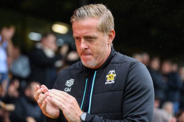 Cambridge United 'ın Garry Monk teknik direktörü 24 Ağustos 2024' te Cambridge United ve Blackpool maçında Abbey Stadyumu 'nda karşı karşıya geldi.