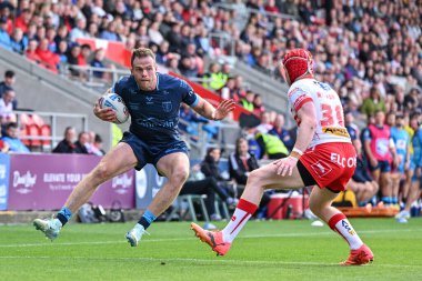 Hull KR 'dan Joe Burgess, 24 Ağustos 2024' te St Helens vs Hull KR 'da oynanan Betfred Süper Lig karşılaşmasında forvete giriyor.