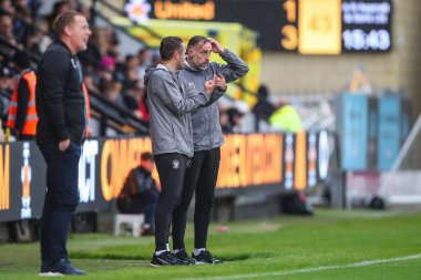 Richard Keogh 24 Ağustos 2024 'te Birleşik Krallık' taki Abbey Stadyumu 'nda oynanan Cambridge United-Blackpool maçında Blackpool' un geçici baş antrenörü.