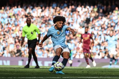 Manchester City 'den Rico Lewis, Manchester City' nin 24 Ağustos 2024 'te Etihad Stadyumu' nda Ipswich Town 'a karşı oynadığı Premier League maçında gol attı.