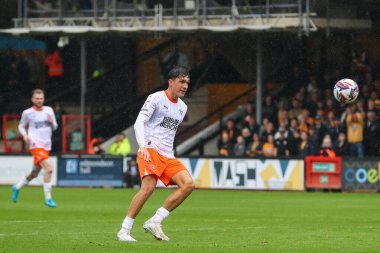 Blackpool 'dan Kyle Joseph, 24 Ağustos 2024' te Cambridge, Cambridge 'deki Abbey Stadyumu' nda oynanan Cambridge United-Blackpool maçında 1-3 berabere kaldı.