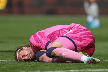Millwall 'dan Lukas Jensen, 24 Ağustos 2024' te Hull City 'nin MKM Stadyumu' nda Millwall 'a karşı oynadığı Sky Bet Şampiyonası maçında darbe aldı.