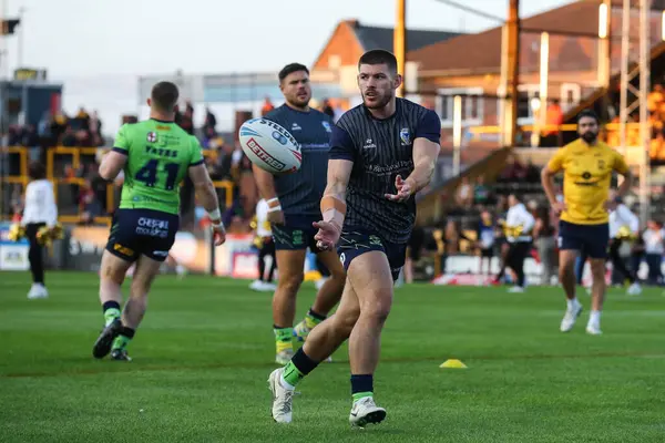 stock image Danny Walker of Warrington Wolves during the pre-game warm up ahead of the Betfred Super League Round 23 match Castleford Tigers vs Warrington Wolves at The Mend-A-Hose Jungle, Castleford, United Kingdom, 23rd August 2024