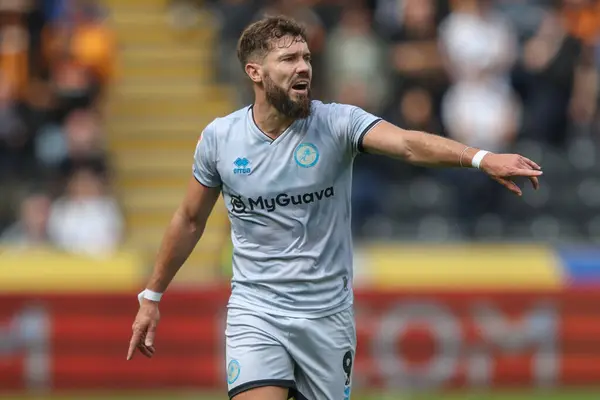 Stock image Tom Bradshaw of Millwall gives his team instructions during the Sky Bet Championship match Hull City vs Millwall at MKM Stadium, Hull, United Kingdom, 24th August 2024