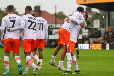 Blackpool 'dan Dom Ballard, 24 Ağustos 2024' te Cambridge 'deki Abbey Stadyumu' nda oynanan ve Cambridge United 'ın Blackpool' a karşı oynadığı Sky Bet 1 maçında 1-4 'lük galibiyetini kutluyor.