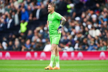 Everton 'dan Jordan Pickford, Premier Lig karşılaşmasında Tottenham Hotspur' a karşı Everton 'ı izliyor. Tottenham Hotspur Stadyumu, Londra, 24 Ağustos 2024