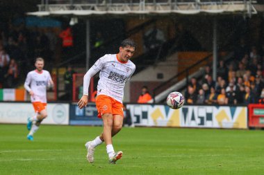 Blackpool 'dan Kyle Joseph, 24 Ağustos 2024' te Cambridge, Cambridge 'deki Abbey Stadyumu' nda oynanan Cambridge United-Blackpool maçında 1-3 berabere kaldı.