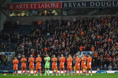 Blackpool oyuncuları, son Sven-Gran Eriksson anısına düzenlenen Carabao Kupası karşılaşmasında Blackburn Rovers 'a karşı Blackpool, Blackburn, Birleşik Krallık, 27 Ağustos 2024