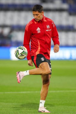 Maç öncesi ısınma maçında Fulham 'dan Saa Luki Carabao Kupası karşılaşmasında Birmingham City, St Andrews, Birmingham, Birleşik Krallık, 27 Ağustos 2024