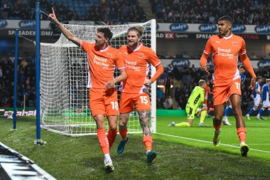 Blackpool 'dan Jake Beesley, 27 Ağustos 2024' te Blackburn, İngiltere 'deki Blackburn Park' ta oynanan Blackburn Rovers-Blackpool Carabao Kupası maçında 1-1 kazanma hedefini kutluyor.