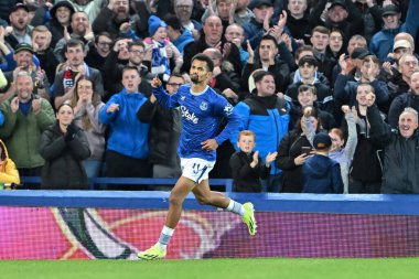 Everton 'dan Iliman Ndiaye, 27 Ağustos 2024' te Goodison Park, Liverpool, İngiltere 'de oynanan Carabao Kupası karşılaşmasında Everton ve Doncaster Rovers maçında Everton' a 2-0 kazandırma hedefini kutluyor.