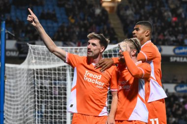 Blackpool 'dan Jake Beesley, 27 Ağustos 2024' te Blackburn, İngiltere 'deki Blackburn Park' ta oynanan Blackburn Rovers-Blackpool Carabao Kupası maçında 1-1 kazanma hedefini kutluyor.