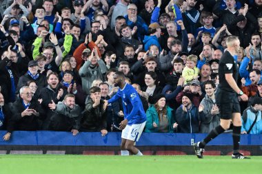 Everton 'dan Beto, 27 Ağustos 2024' te İngiltere 'nin Liverpool kentinde Goodison Park' ta oynanan Everton-Doncaster maçında Everton 'a karşı 3-0 kazanma golünü kutluyor.
