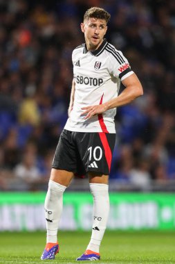 Carabao Kupası karşılaşmasında Fulham 'dan Tom Cairney, Birmingham City' ye karşı St Andrews, Birmingham, Birleşik Krallık, 27 Ağustos 2024