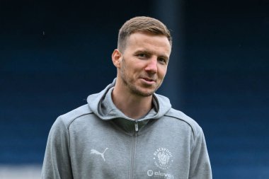 Blackpool 'dan Lee Evans, 27 Ağustos 2024' te Blackburn, İngiltere 'deki Blackburn Park' ta oynanan Blackburn Rovers-Blackpool Carabao Kupası karşılaşması öncesinde geldi.