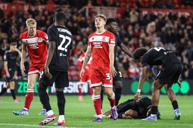 Middlesbrough 'dan Sonny Finch, 27 Ağustos 2024' te Middlesbrough, Middlesbrough, İngiltere 'de oynanan Carabao Kupası maçında attığı şutun engellenmesine tepki gösterdi.