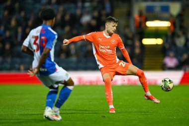 Blackpool 'dan Zac Ashworth, Blackburn Rovers' a karşı 27 Ağustos 2024 'te oynanan Carabao Kupası karşılaşmasında Blackburn Rovers' a karşı.