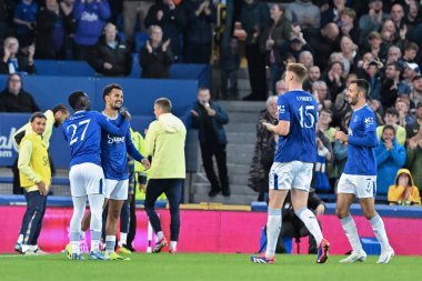 Everton 'dan Iliman Ndiaye, 27 Ağustos 2024' te Goodison Park, Liverpool, İngiltere 'de oynanan Carabao Kupası karşılaşmasında Everton ve Doncaster Rovers maçında Everton' a 2-0 kazandırma hedefini kutluyor.