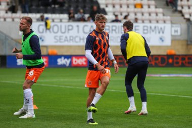 Blackpool 'dan Dom Ballard 24 Ağustos 202' de İngiltere, Cambridge 'deki Abbey Stadyumu' nda oynanan Cambridge United-Blackpool maçında oynanacak maç öncesi ısınma maçında