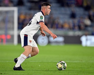 Tranmere Rovers takımından Josh WILLIAMS, 27 Ağustos 202 'de King Power Stadyumu' nda Leicester City - Tranmere Rovers maçında topla saldırıyor.