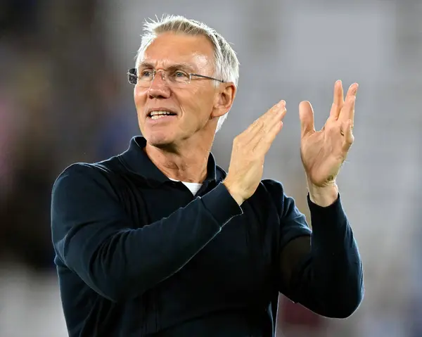 stock image Nigel ADKINS - Tranmere Rovers Manager thanks the fans during the Carabao Cup match Leicester City vs Tranmere Rovers at King Power Stadium, Leicester, United Kingdom, 27th August 2024