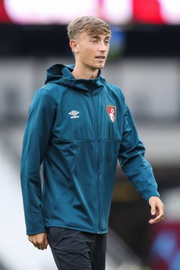 Bournemouth 'tan Dean Huijsen, 28 Ağustos 2024' te Londra 'daki Londra Stadyumu' nda oynanan West Ham United-Bournemouth Carabao Kupası karşılaşması öncesinde geldi.