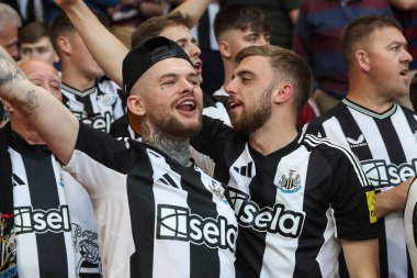 Newcastle taraftarları, 28 Ağustos 2024 'te Nottingham Forest, Newcastle United' a karşı City Ground, Nottingham, Birleşik Krallık 'ta oynanan Carabao Kupası maçının başlama vuruşunu yapacaklar.
