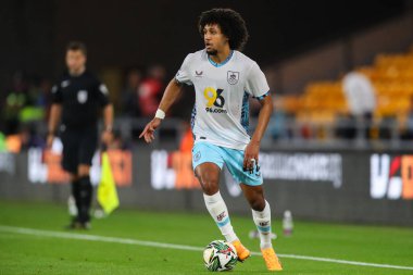 Burnley 'den Han-Noah Massengo, Carabao Kupası maçı sırasında Wolverhampton Wanderers' a karşı Molineux, Wolverhampton, Birleşik Krallık, 28 Ağustos 2024