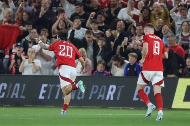 Nottingham Ormanı 'ndan Jota Silva, 28 Ağustos 2024' te Nottingham Forest Newcastle United 'a karşı oynanan Carabao Kupası maçında 1-1' lik galibiyetini kutluyor.