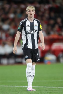 Newcastle United takımından Anthony Gordon, Nottingham Forest 'a karşı Newcastle United' ın 28 Ağustos 2024 'te City Ground, Nottingham, İngiltere' de oynanan karşılaşmasında