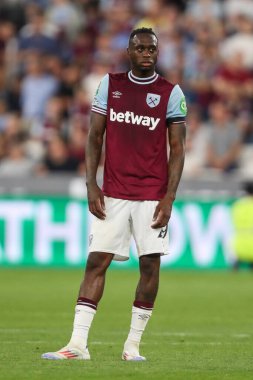 West Ham Cup maçında West Ham United, Bournemouth 'a karşı Londra Stadyumu' nda 28 Ağustos 2024 'te oynanan karşılaşmada West Ham United' tan Aaron Wan-Bissaka