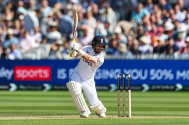İngiltere 'den Ben Duckett, İngiltere Erkekler vs Sri Lanka 2. Rothesay Deneme Maçı 1' de, Londra, Birleşik Krallık 'ta 29 Ağustos 2024' te 4 puan aldı.
