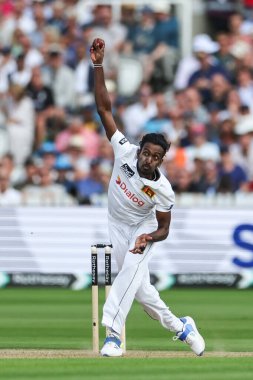Sri Lanka 'dan Milan Rathnayake, İngiltere Erkekler vs Sri Lanka 2. Rothesay Deneme Maçı 1.