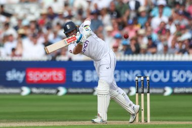 İngiltere 'den Jamie Smith, İngiltere Erkekler vs Sri Lanka 2. Rothesay Deneme Maçı 1' de, Londra, Birleşik Krallık 'ta 29 Ağustos 2024' te 4 puan aldı.