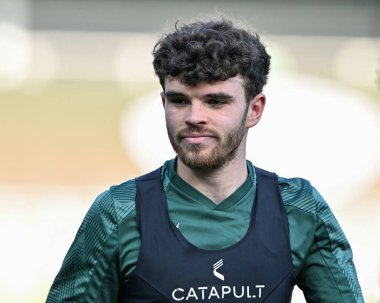 The New Saints 'ten Ben Clark, UEFA Konferans Ligi maçı öncesinde ısınıyor. The New Saints, FK Panevys' e karşı Park Hall Stadyumu, Oswestry, Birleşik Krallık, 29 Ağustos 2024